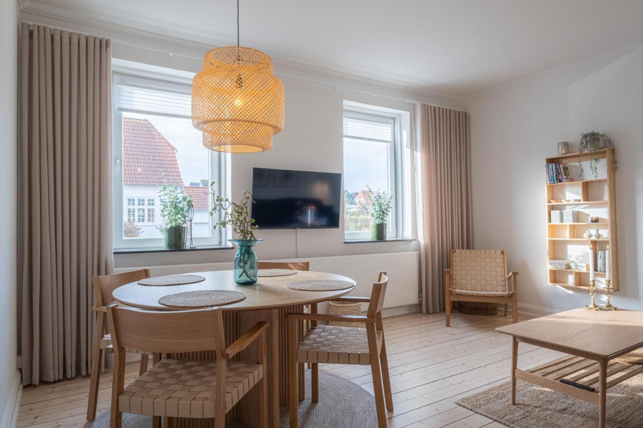 Newly Renovated 1-Bed Apartment In אולבורג מראה חיצוני תמונה